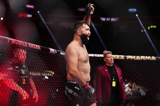 What happened between Andrei Arlovski and Jack Doherty? Ariel Helwani reacts to brawl at Jake Paul vs. Anthony Joshua