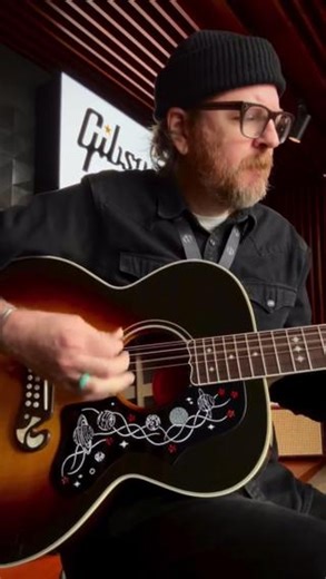 Gibson Garage Nashville on Instagram: "The new limited-edition Brian May SJ-200 12-String 💫 Hear it here first!"