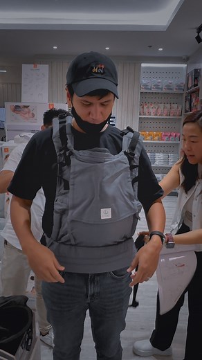 Training early! 🥹🥰🧑🏻‍🍼Thank you to Warble and @claudinechancbk for the Stokke Philippines Carrier Flex! 😍 | Alodia Gosiengfiao