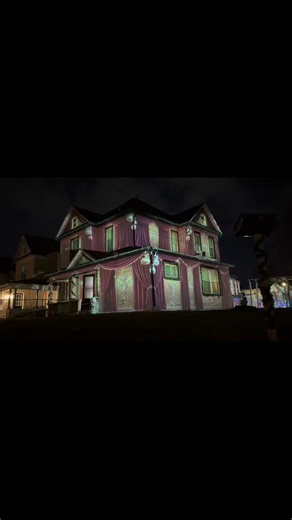 I know I’m early but I made the show | Illumibot