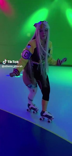 its not often I get to skate at a normal speed in my videos, it was a ton of fun! #cosplay #rollerskating #genshin #dance #genshinimpact
