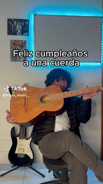 Feliz cumpleaños: Aprende a tocar con facilidad en guitarra