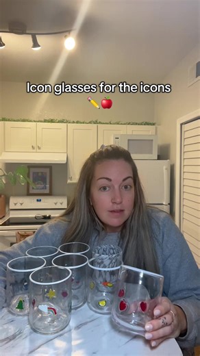 Stylish Icon Juice Glasses for Teachers