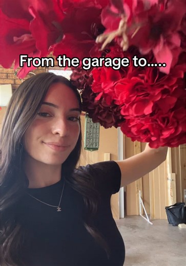 Stunning Red Flower Arrangements for Your Event