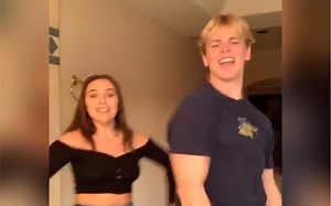 【Tiktok】超火舞蹈Shake That Thing