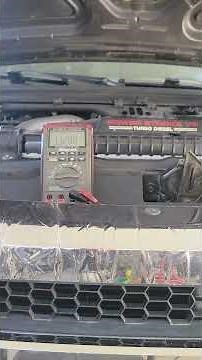This is how you know, batteries are WEAK, Powestroke 6.0 Hard Start #diesel #trucks #repair