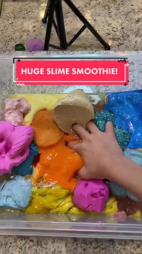 Making A Giant Slime Smoothie with Old Slimes!