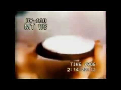 70s Oreo Commercial A Kid'll Eat the Middle of an Oreo