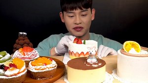 31K views · 739 reactions | Fruit Tart Strawberry Cake Tiramisu MukBang! #asmr #mukbang #bonggil #bonggil_asmr #bonggilontiktok | Mukbang.food | Facebook