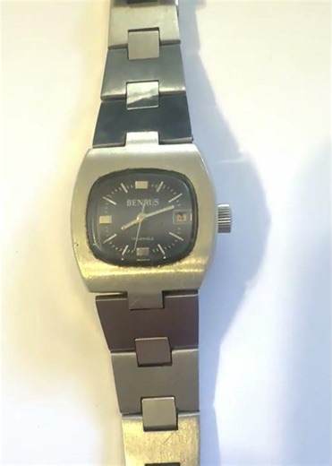 GovDeals: Vintage Benrus Ladies Watch (working/non-working)