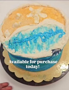 38 reactions | 2 layer 8 inch Red velvet cake with vanilla buttercream filling and cream cheese frosting  @lighthousebakeryllc | Lighthouse Bakery, LLC | Facebook