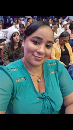 Claudia Cepeda on Instagram: "CONFERENCIA SOBRE LA IA"