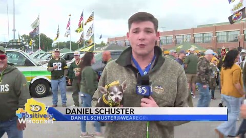 Packers' tiny mascot Vinnie James shines on game day
