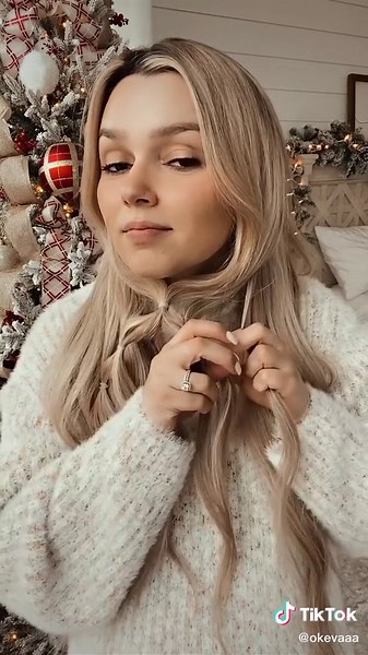 Santa beard tutorial 🎅🏼🎄❤️ #santabeard #easyhairstyles #christmashairstyles #hairhacks