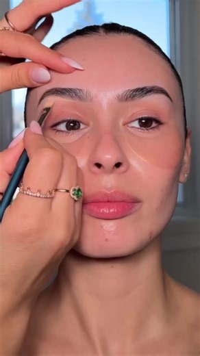 Soft glam ✔ Bold glam ✔ Everyday glam ✔ Shop this look at Movieclips Beauty Catalogs 💄✨ 🛒 Link in bio | Reviews coming in daily 💬