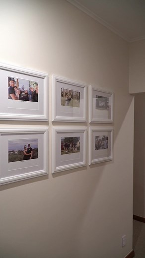 Create a Stunning Gallery Wall with 3M Command™ Picture Hanging Strips