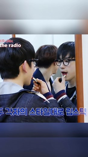 Molly on Instagram: "160329 GOT7 @KISS the Radio  Mark - Romantic kiss Jinyoung - So much in love kiss Jayb - Back attack kiss Youngjae - bear hug kiss  Jackson - Manly groom kiss  Yugyeom - bear hug gentle kiss  https://youtu.be/gB6ZEt5KhqU?si=mPhTsArTmz12MJax #parkjinyoung #朴珍榮 #박진영 #ปาร์คจินยองgot7 #got7jinyoung #got7isourname #갓세븐 #jjproject #jayb #marktuan #jacksonwang #youngjae #bambam #yugyeom #갓세븐#got7"