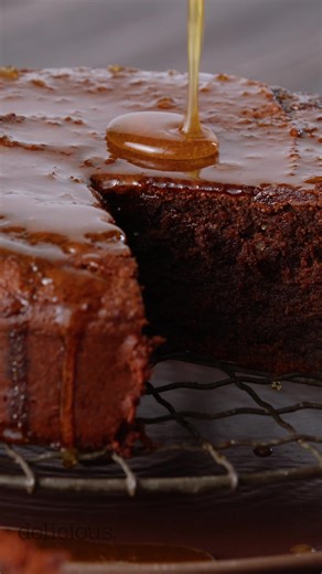 44K views · 150 reactions | This flourless chocolate orange cake is dense, rich and naturally gluten-free – the perfect combo of zest and decadence. Get the recipe here: bit.ly/44C5Eib | delicious. Australia | Facebook