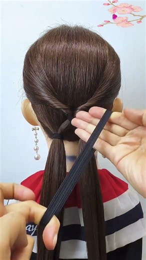 Top 5 Easy Updo Hairstyle Tutorials for Busy Girls