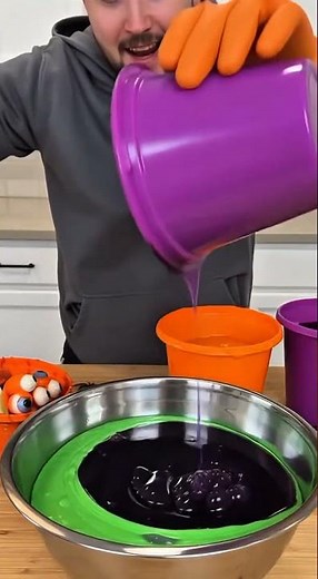 **Halloween Food Monster: Spooky Kitchen Fail! 🎃😂 Viral Treats Disaster 2025!**