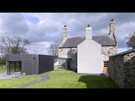 10 beautiful old and new houses from the United Kingdom