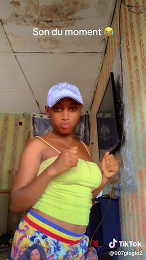 La reine de avril le 15🎊🎂🎁 (@007gloglo2)’s videos with son original - lucien.officiel2