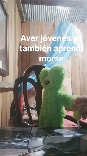 Tutorial de como pasar el año facil 👍 #humor #comedia