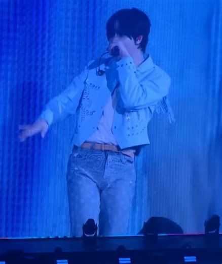 Si le ven un bulto en realidad son sus labios gruesos