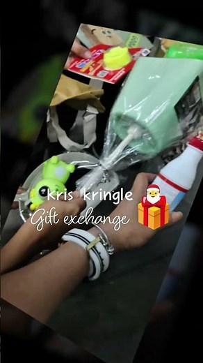 Kris kringle, Gift exchange