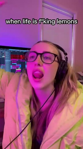 Songwriting Process with Ellie Moore | Lemonade Demo & Kpop Songs