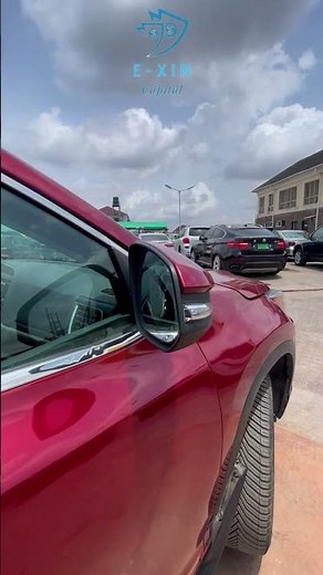 Clean 2018 Toyota Highlander for sale!