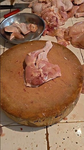 how to boneless chicken legs #butcher #cuttingchicken