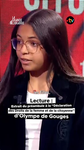 ✍"Les mères, les filles, les sœurs, représentantes de la Nation, demandent d'être constituées en Assemblée nationale (...)" 🙏Merci à Aya Esmouni, finaliste de la saison 5 de notre concours Si on lisait à voix haute, qui nous fait entendre les mots du préambule de la "Déclaration des droits de la femme et de la citoyenne" d'Olympe de Gouges. 📺(Re)voir l'émission sur la plateforme France tv : http://bit.ly/3AN3fG2 | La Grande Librairie
