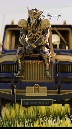 Futuristic Armor Showcase: Characters in Epic Costumes