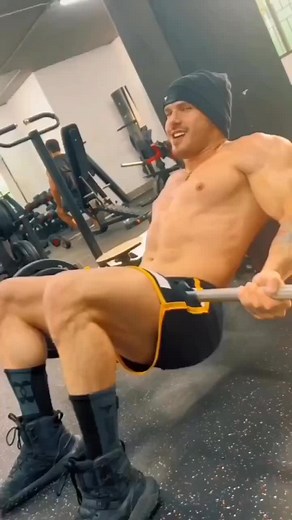 Hombres Guapos: Tipos, Fitness y Más | Especial Gym