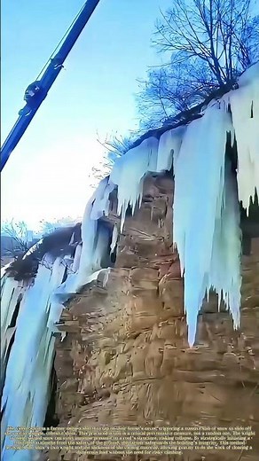 Releasing the Roof: The Simple Physics of Snow Avalanches