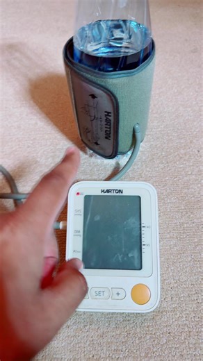 ‏Water botel prank