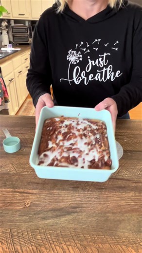 Alison’s Pantry Rep here, come make a delicious and easy Raspberry Coffee Cake with me. Recipe included. So moist and yummy! #alisonspantry #coffeecakerecipe