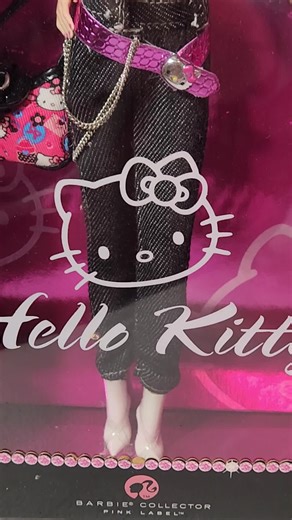 2007 Hello Kitty Barbie and My Melody Barbie 🎀 I was lucky enough to find these two beauties in local stores back in 2007!🥰🙌 On Ebay they're about $100-200 a piece😱 So I doubt I'll add more Kello Kitty Barbie dolls to my collection, unless I happen to find them for way cheaper somewhere down the road. #hellokitty #barbie #mattel #barbiedoll #barbiegirl