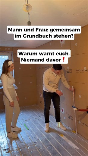 Janine und Keven | Kapitalanlageimmobilien on Instagram: "💔 Die meisten Paare teilen alles – auch ihre Steuerlast. Und genau das kostet sie ein Vermögen. Weil niemand ihnen von der Ehegattenschaukel erzählt hat. Klingt kompliziert? Ist es nicht. Es ist eine der smartesten Steuertaktiken, die du als Paar nutzen kannst – völlig legal. Das Prinzip: 👤 Du kaufst die erste Immobilie. 👤 Dein Partner kauft die zweite. ⏰ Nach 10 Jahren tauscht ihr – verkauft euch gegenseitig die Objekte. Was du dadurc