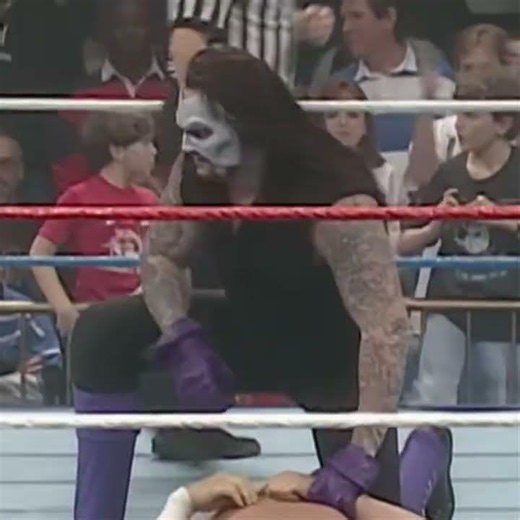 The Moment Undertaker Destroyed Isaac Yankem (Young Kane)! 🤯⚡