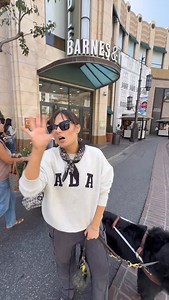 The plot thickens… 🤷🏻‍♀️ So, my book MAY be on store shelves? Might as well go check your local store, I guess! You seriously can’t make this stuff up… what a ride! Pre-order #UNSEENmemoir anywhere you buy books, including the audiobook!! 💚 And I hope to see some of you at the signing tonight here in LA! 🙏🏻 | Molly Burke