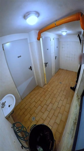 He Regretted All His Life Choices in One Second #horror #skit #Halloween #funny #scary #parody | Killer Clown