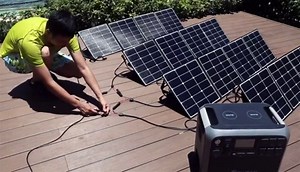 BLUETTI AC200P Portable Power Station with Solar Panel Included 2000W Solar Generator Kit with 3pcs 200W Foldable Solar Panel, 6 120V AC Outlet Lithium Battery Backup for Home Use Outdoor Camping Van