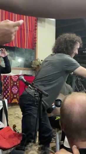 Γλέντι στην Κρήτη: Ξυλουράκια και Παραδόσεις