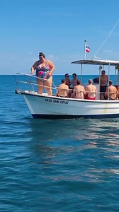 Woman sinks ship | Laugh Therapy