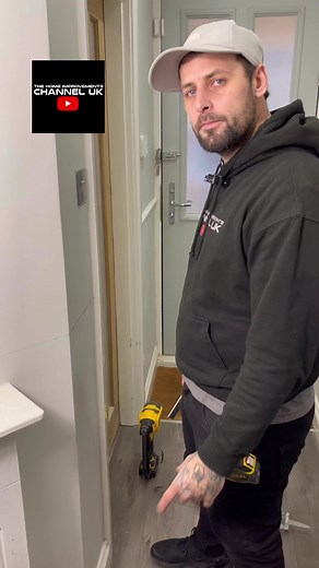 1.3M views · 7K reactions | How To Work Out External Mitres #carpentry #How #homeimprovementchanneluk #diy #reels #doityourself #howto | The Home Improvements Channel Uk | Facebook