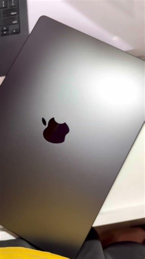 MacBook pro unboxing #macbookpro