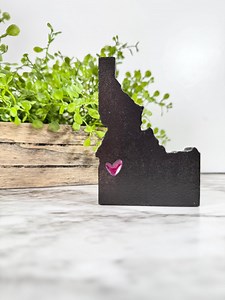 Mini Idaho State Map Wood Decor | Resin Heart Cutout Sign | Idaho State Decoration - Etsy