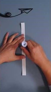 Teach you to make the simplest double loop roll paper airplane